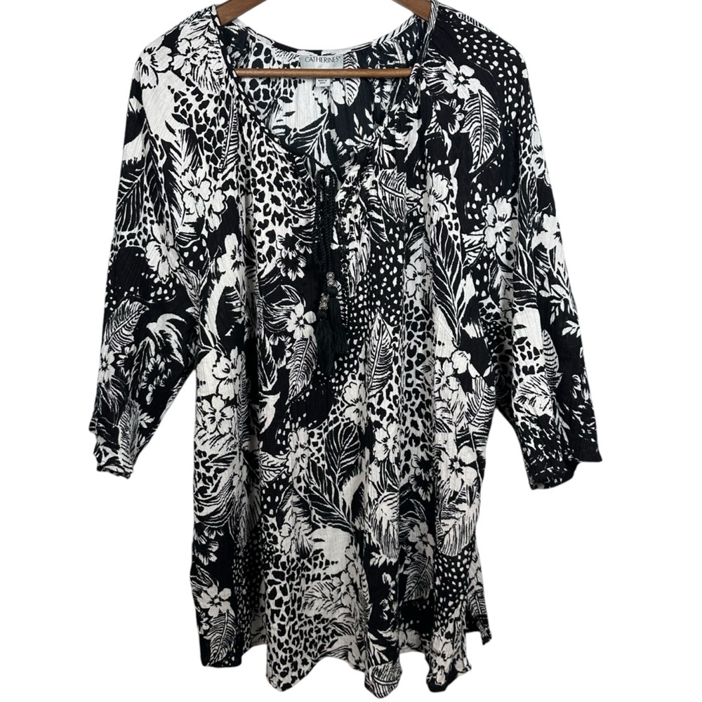 Catherine's 3/4 Sleeve Top 2X White Black Floral‎ Tropical Beachy Travel Tassle